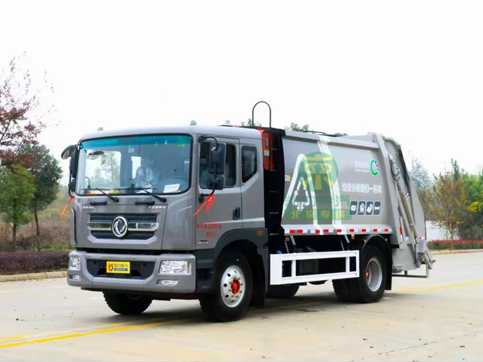 东风D9国六10-13方压缩垃圾车