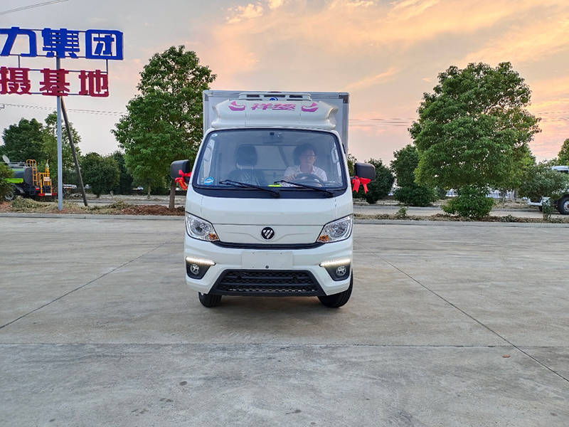 3.1米福田祥菱M1冷藏车 1.6L