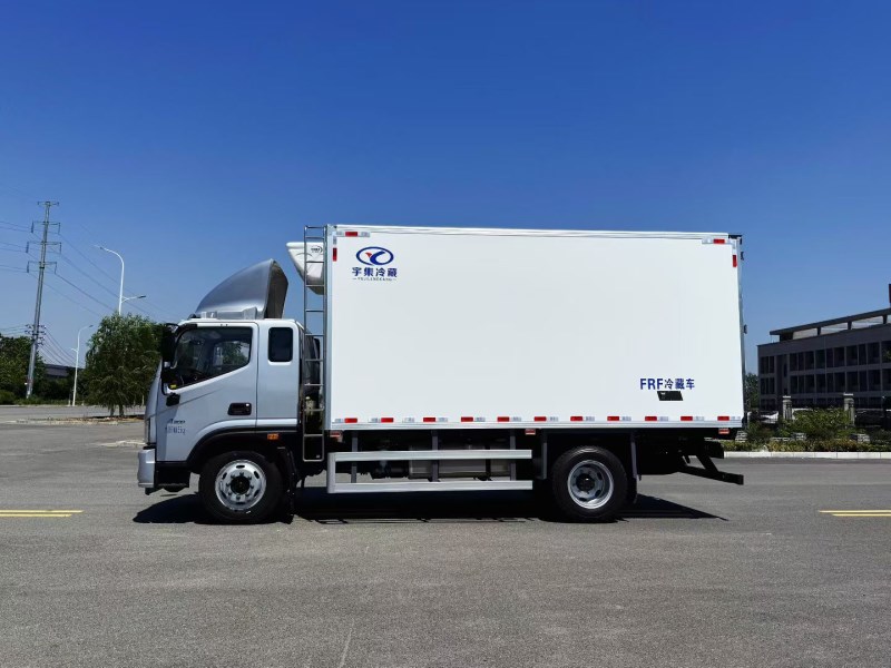 5.1米冷藏车-福田欧航